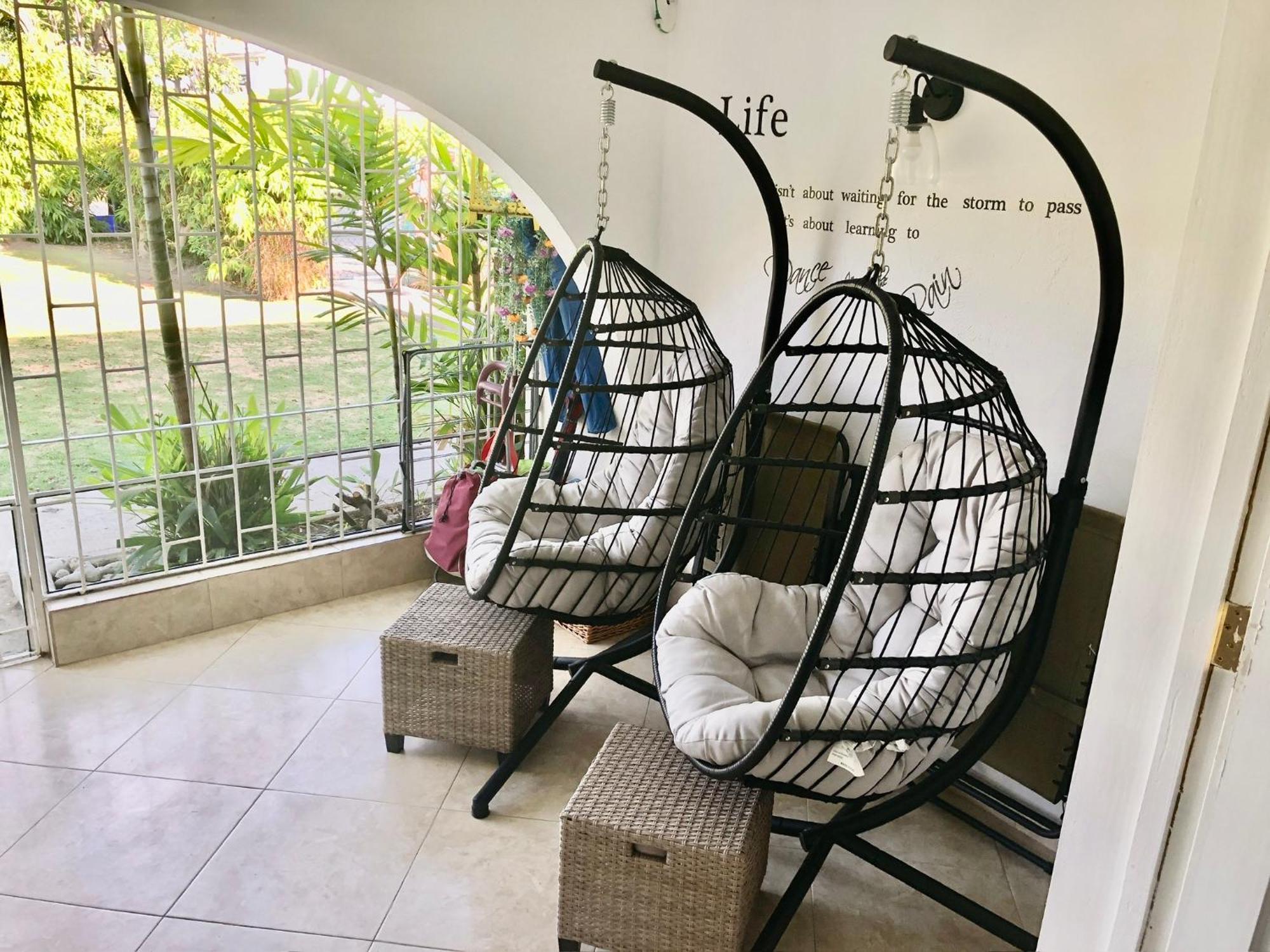 West Coast 1 Bedroom Apartment 66 - Close To Beach Saint James Exterior foto