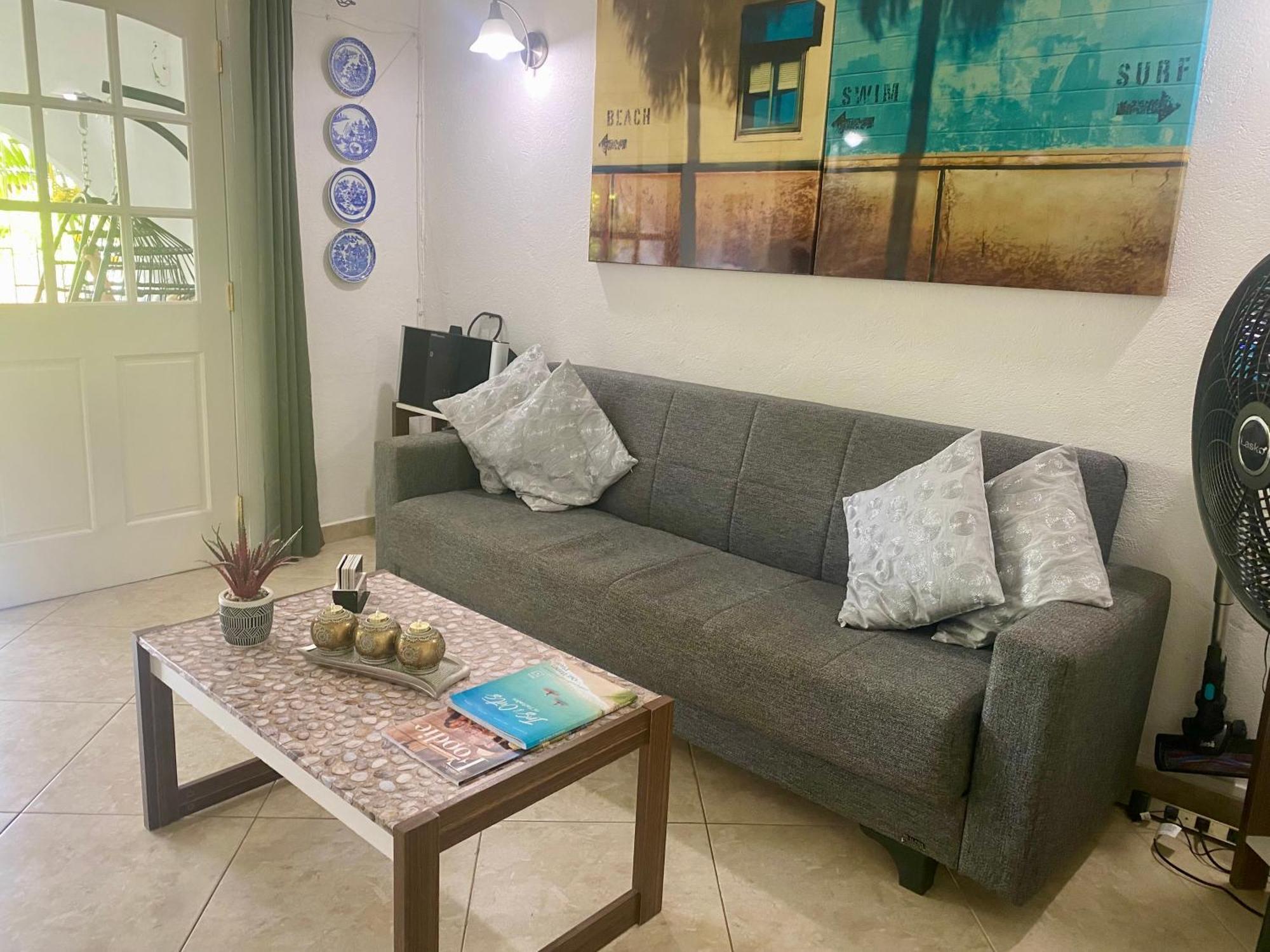 West Coast 1 Bedroom Apartment 66 - Close To Beach Saint James Exterior foto